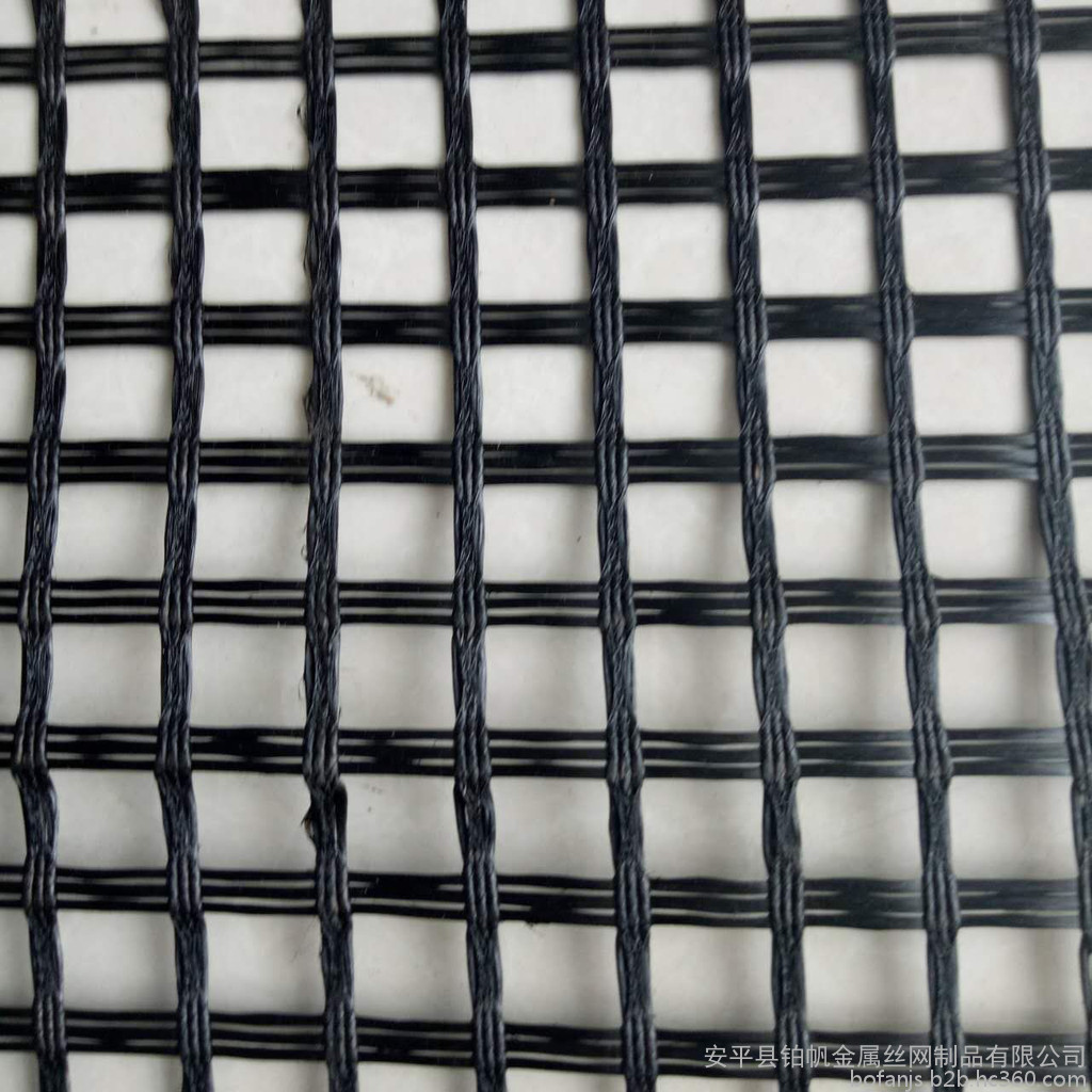 鉑帆廠家現(xiàn)貨供應(yīng)玻纖土工格柵 路面增強防治公路病害用玻纖格柵圖片_高清圖_細(xì)節(jié)圖-安平縣鉑帆金屬絲網(wǎng)制品 -